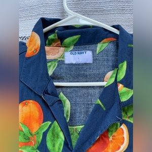 Old Navy Oranges shirt